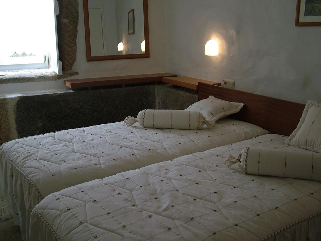 Casa Do Lagar Hotel Armamar Room photo